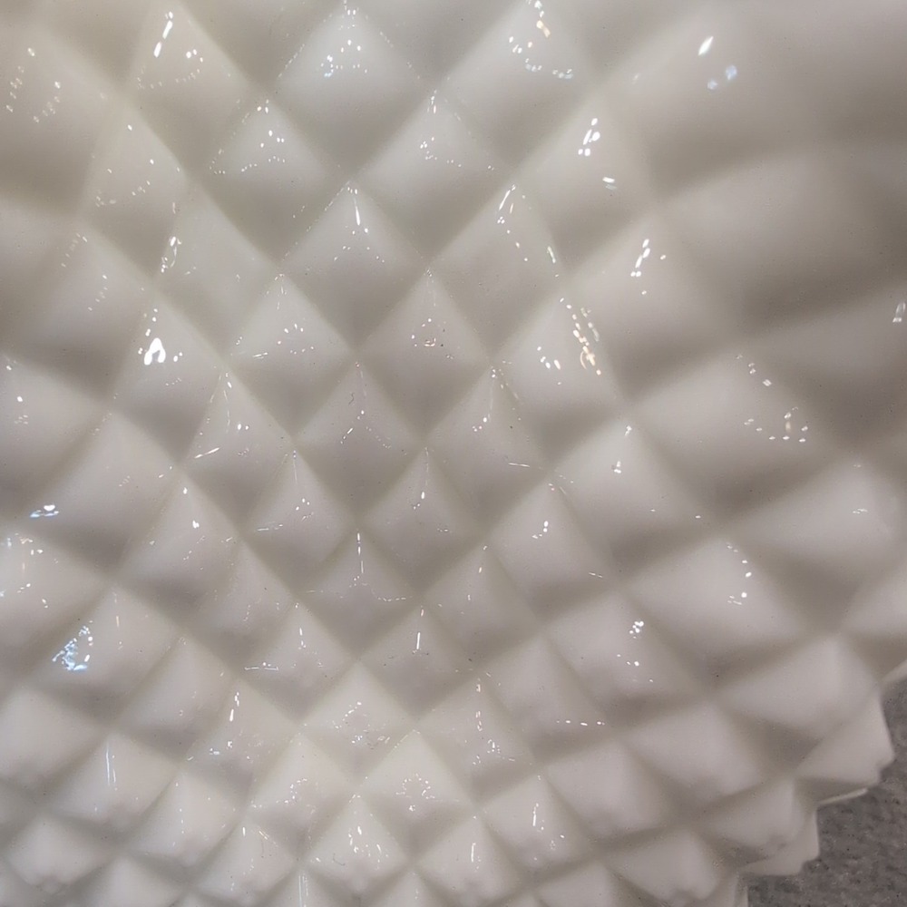 Vintage White Milk Glass Hobnail Ruffled Rim Vase Mid Century Decor - Picture 6 of 7
